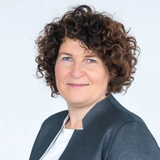 Portrait von Evelyn Pirklbauer