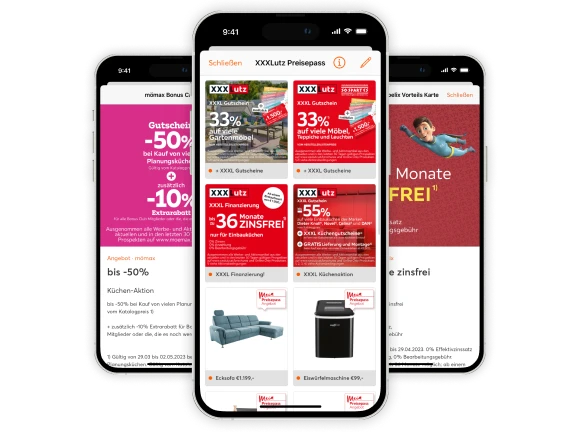 Drei Smartphones mit Screens der digitalen Kundenkarten der XXXLutz-Gruppe