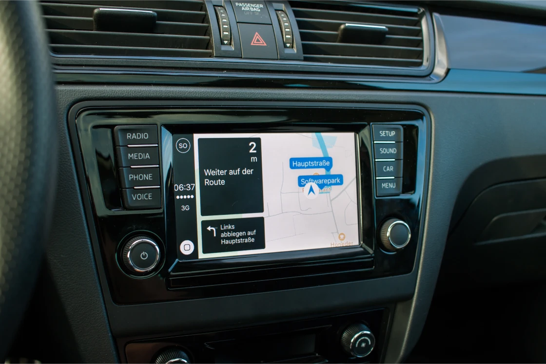 Apple Carplay Navigation im Auto.